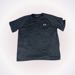 Under Armour dark gray with green tone crewneck t-shirt with laser cut print | S